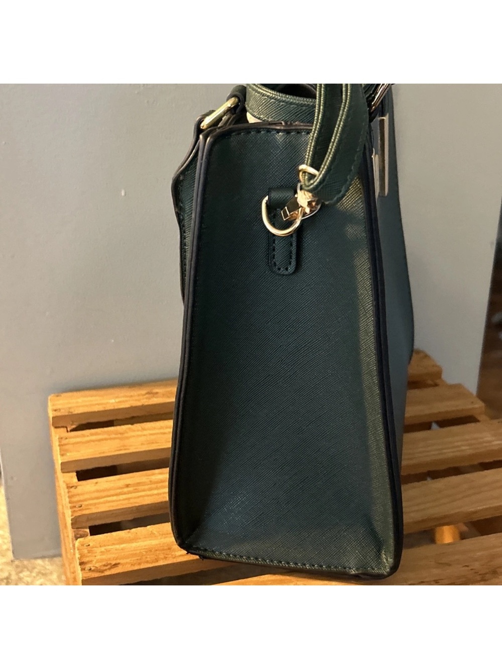 Badgley Mischka Green Structured Satchel with Gold Hardware - Picture 5 of 10